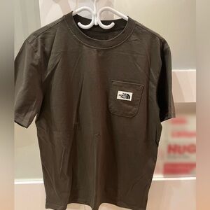 Men’s North face short sleeve t shirt